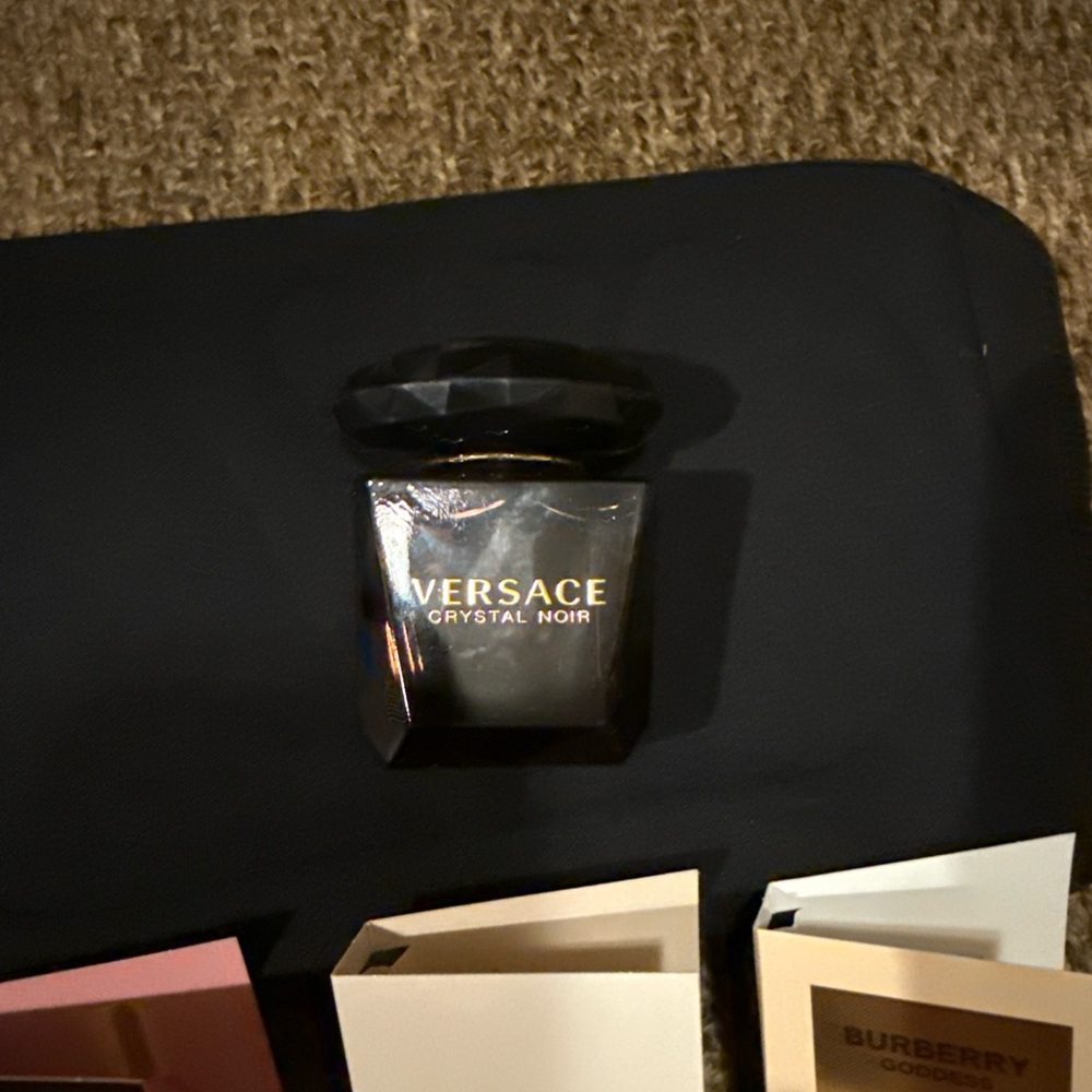 Versace  with Assorted Samples - Picture 2 of 16